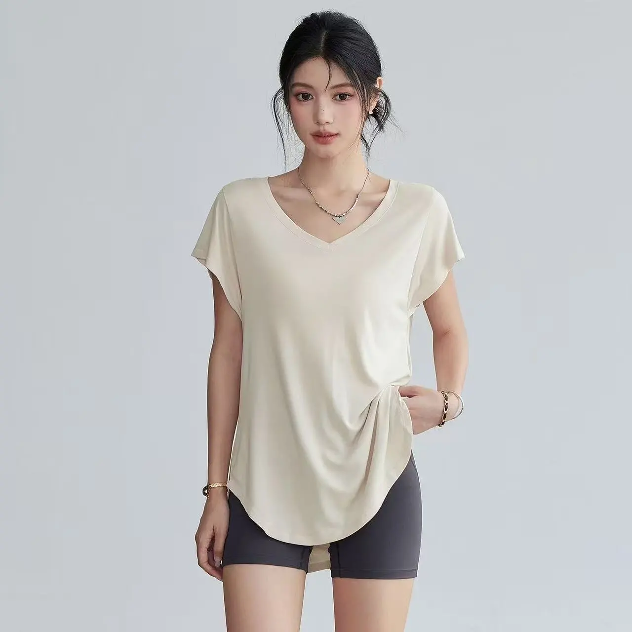 T-shirt de yoga amincissant à  - Yoga Fitness Training avis et prix